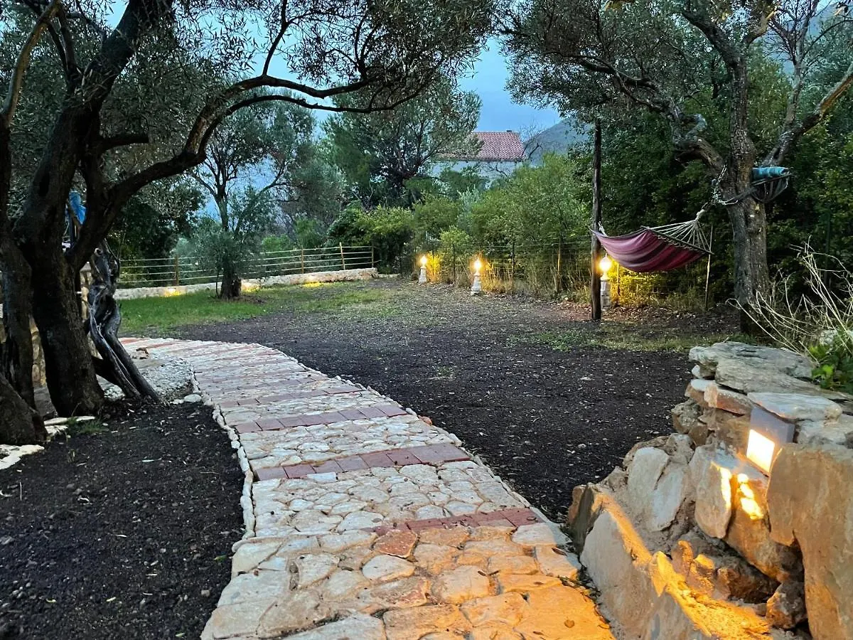 Holiday Home Ruby Sveti Jakov Croatia