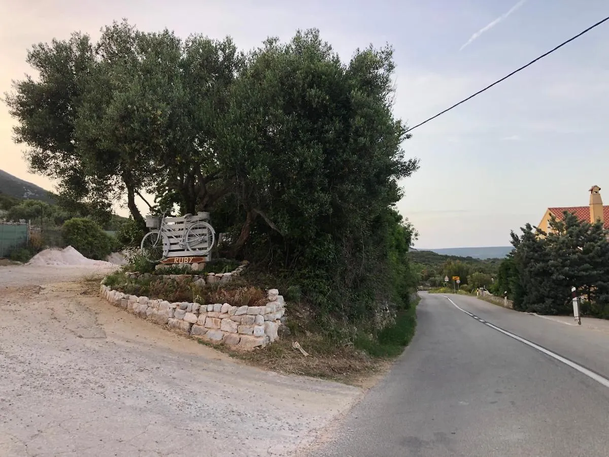 Holiday Home Ruby Sveti Jakov 0*,